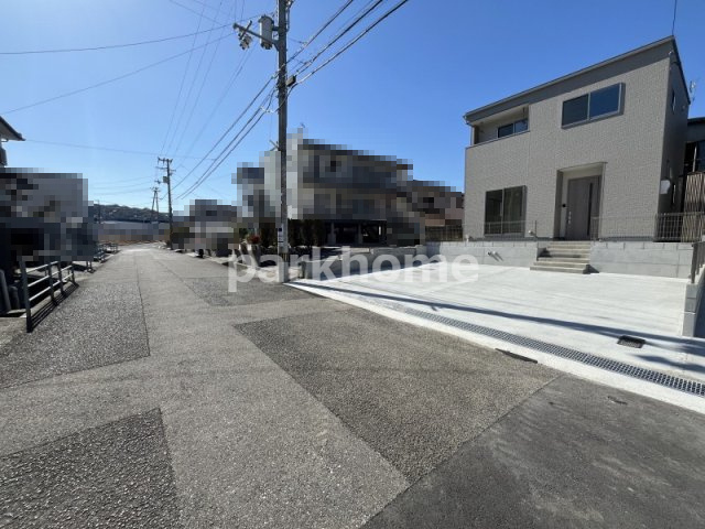 吾川郡いの町枝川 ⑪ 新築戸建ての前面道路含む現地写真