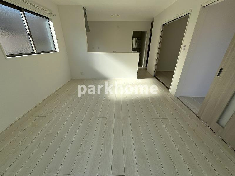 吾川郡いの町枝川 ⑪ 新築戸建ての居間・リビング