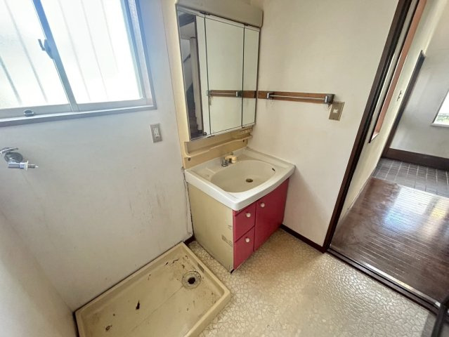 大網白里市戸建ての独立洗面台