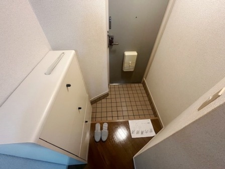 ローズハイムの玄関