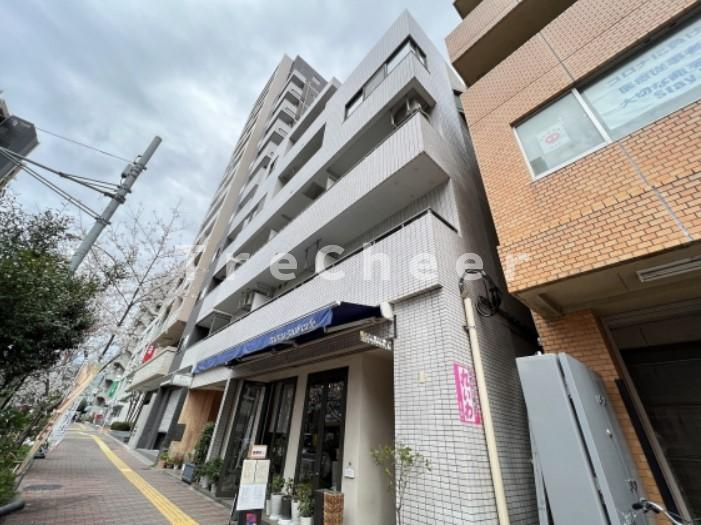 相良ビルの外観