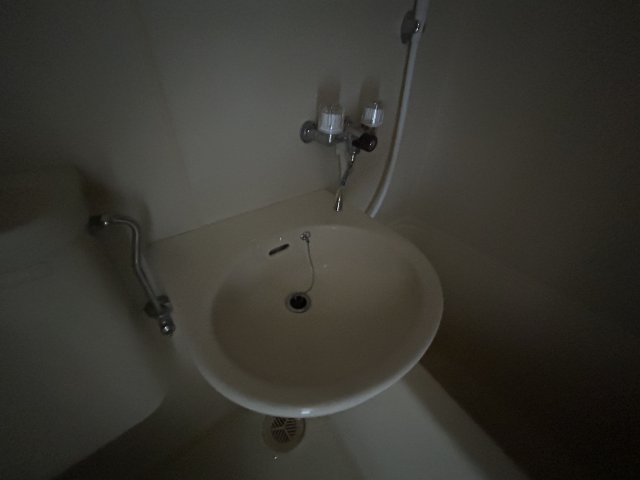 ヴィークル学院前の洗面所