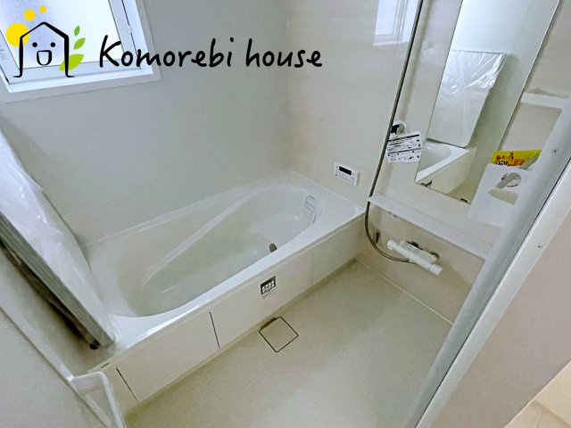 白岡市小久喜　新築一戸建て　ブルーミングガーデン　02の浴室