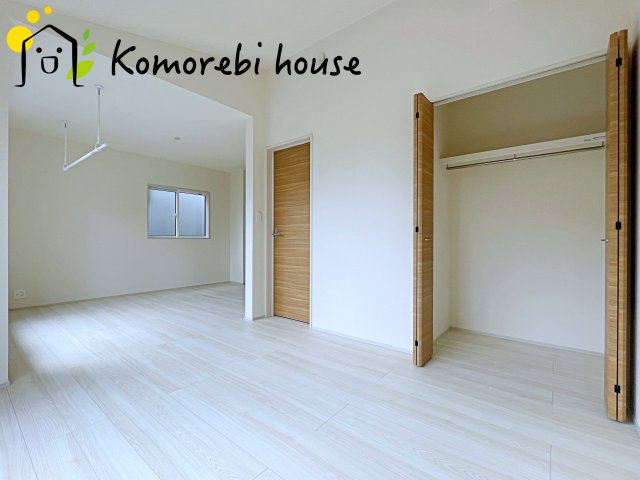 白岡市小久喜　新築一戸建て　ブルーミングガーデン　02の寝室