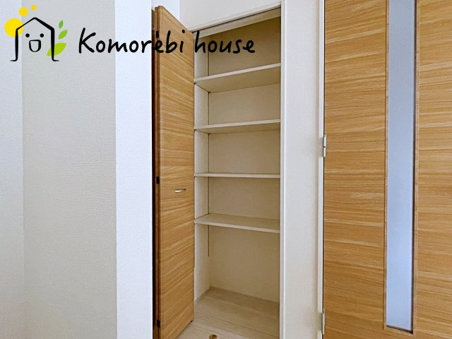 白岡市小久喜　新築一戸建て　ブルーミングガーデン　02の収納