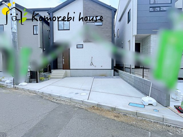 白岡市小久喜　新築一戸建て　ブルーミングガーデン　02の前面道路含む現地写真|9/11撮影