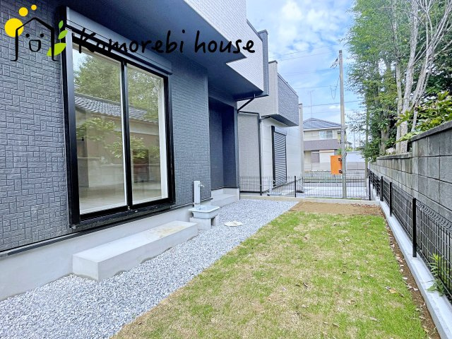 白岡市小久喜　新築一戸建て　ブルーミングガーデン　02の庭|9/11撮影