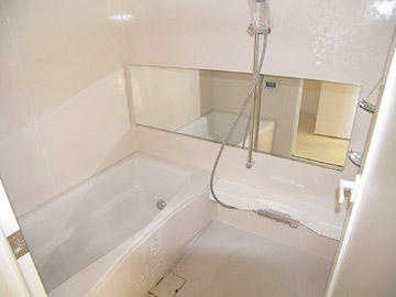 クール・ドゥ・サンセールの浴室