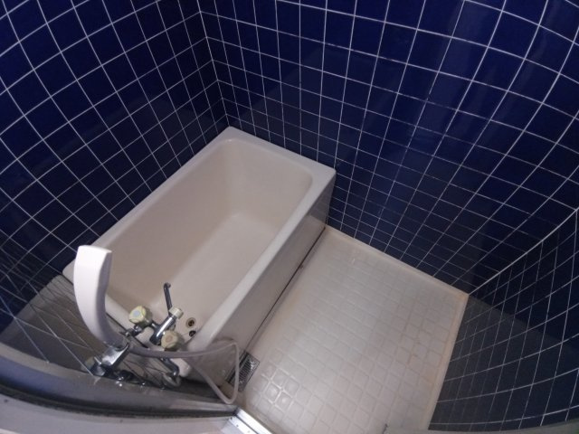 清潔感のあるバスルーム