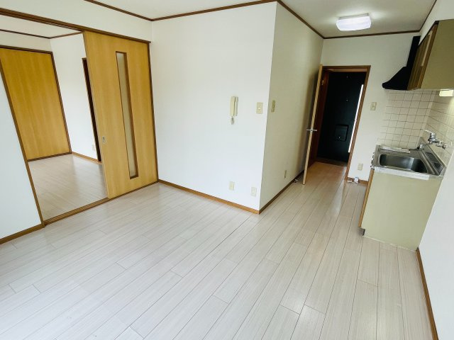 【居間・リビング】 | 第三八弘ビル