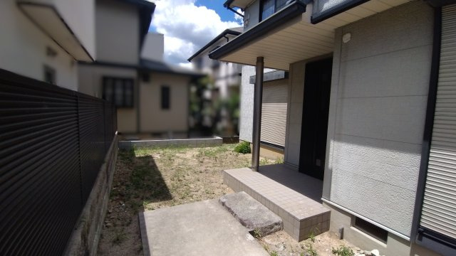 伊丹市梅ノ木　中古戸建の庭