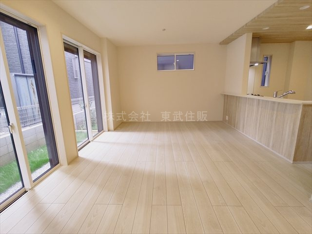 【居間・リビング】の画像