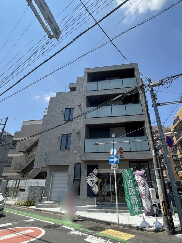 クラリスの外観