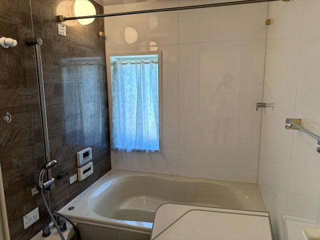 玉津町西河原戸建の浴室