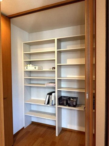 玉津町西河原戸建の収納