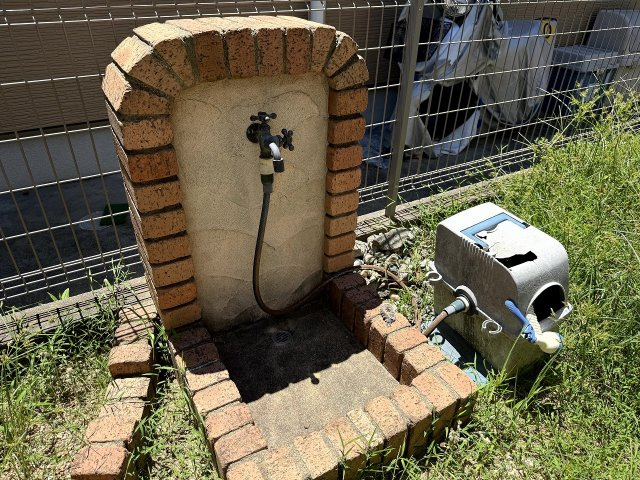 玉津町西河原戸建の庭