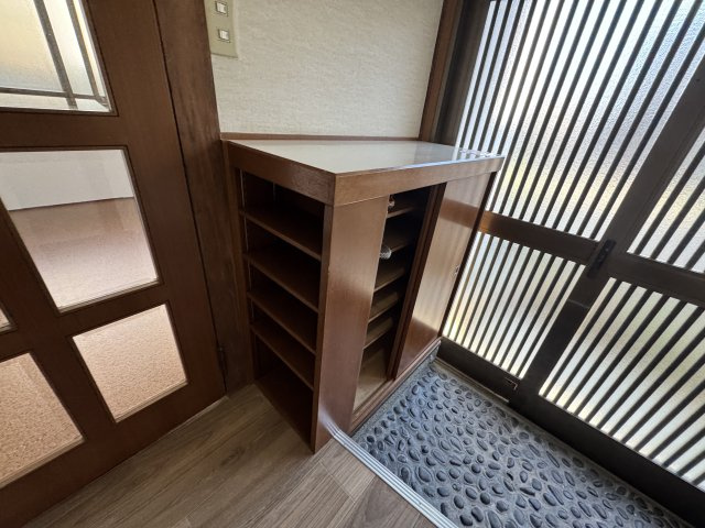 神田１丁目貸家の収納