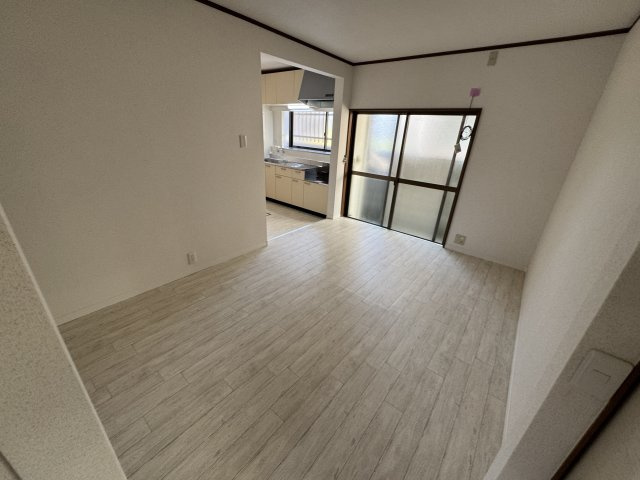 神田１丁目貸家の居間・リビング