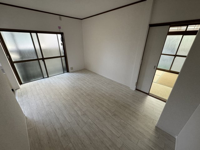 神田１丁目貸家の居間・リビング