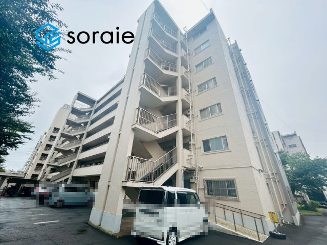 向陽ハイツＢ棟の外観