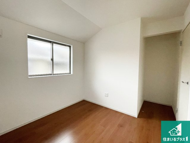 京都市伏見区深草大亀谷万帖敷町　第5期　新築一戸建ての外観|現在の進捗状況です！順調に作業進行中、完成が待ち遠しいです！詳細の間取り等、お気軽にお問い合わせください！