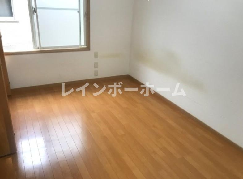 イーストワンの居間・リビング