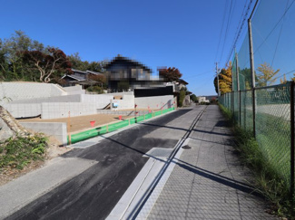 【前面道路含む現地写真】 | 岡崎市稲熊町字6丁目土地2区画