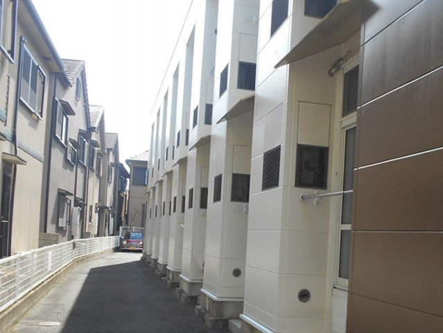 レオパレス小山のバルコニー
