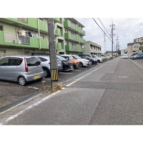 グリーンハイツの駐車場