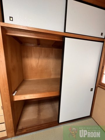 ネコと子犬のワルツの収納