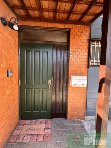 ネコと子犬のワルツのエントランス