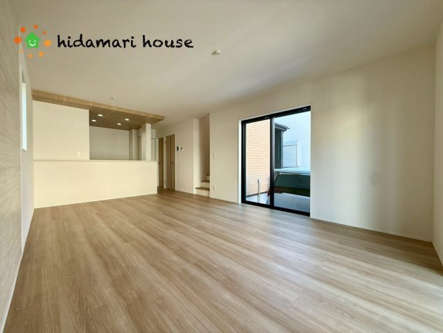 上尾市平塚11期　新築戸建　グラファーレ01の居間・リビング