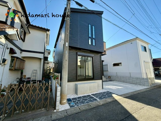 上尾市平塚11期　新築戸建　グラファーレ01