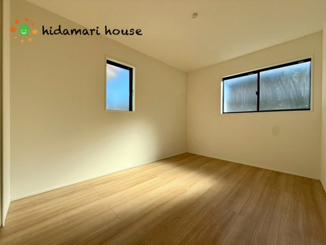 上尾市平塚11期　新築戸建　グラファーレ01の洋室|２階洋室：6帖