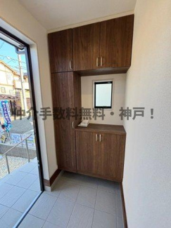 【玄関】 | 神戸市西区学園東町4丁目　新築戸建1号棟　仲介手数料無料！ | 玄関です