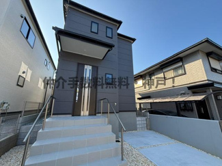 【外観】 | 神戸市西区学園東町4丁目　新築戸建1号棟　仲介手数料無料！ | きれいな外観です