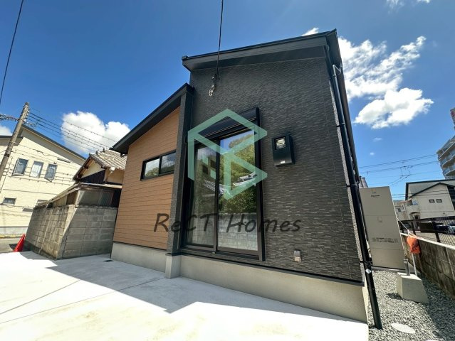 揖保郡太子町東保新築戸建の外観