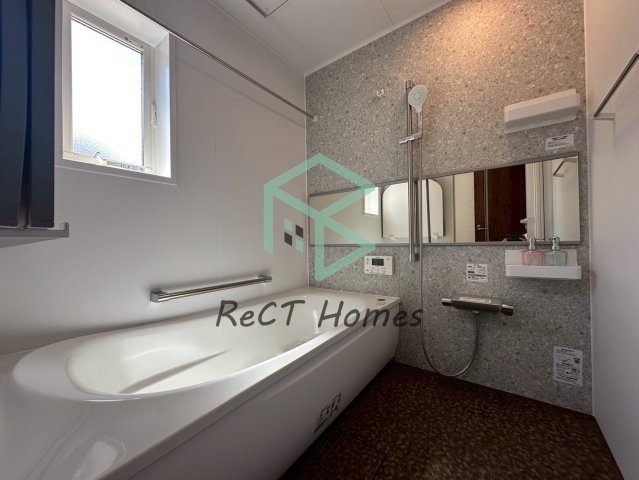 揖保郡太子町東保新築戸建の浴室