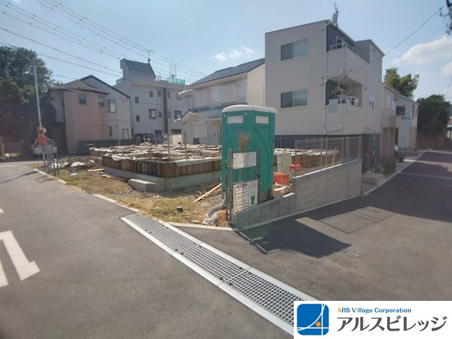 新築／志木市本町2　第8　全2棟の前面道路含む現地写真