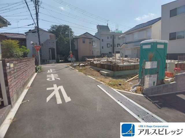 新築／志木市本町2　第8　全2棟の前面道路含む現地写真