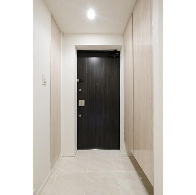 ミリアレジデンス日本橋人形町の玄関