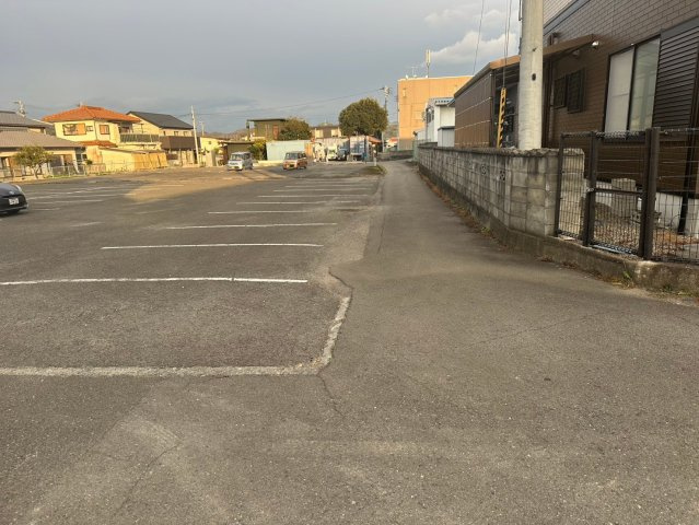 星原町　事業用地の外観