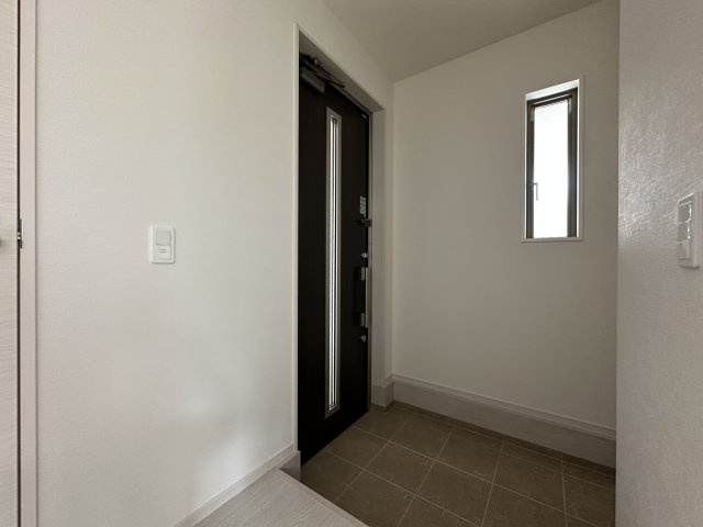 明石市東野町1期2号棟　新築戸建のトイレ