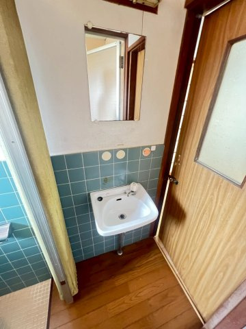 第ニ殿村マンションの洗面所