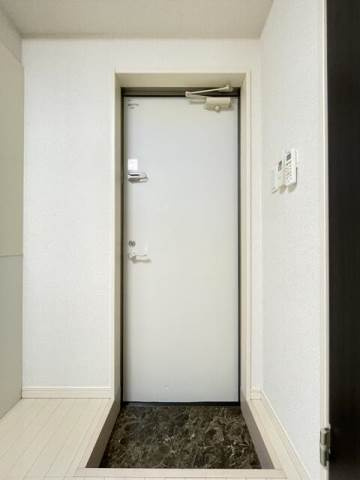 グランデシャンテ池袋の玄関