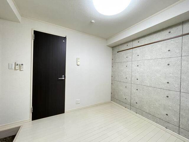 グランデシャンテ池袋の居間・リビング