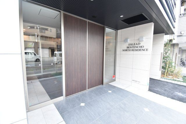 エスリード弁天町NORTH RESIDENCEのエントランス