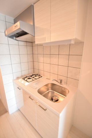 エスリード弁天町NORTH RESIDENCEのキッチン