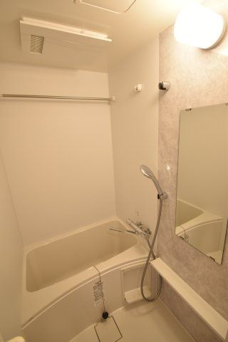 エスリード弁天町NORTH RESIDENCEの浴室