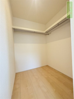 【収納】 | 平日・土日も見学できます　P並列2台　WIC×2　限定1区画　